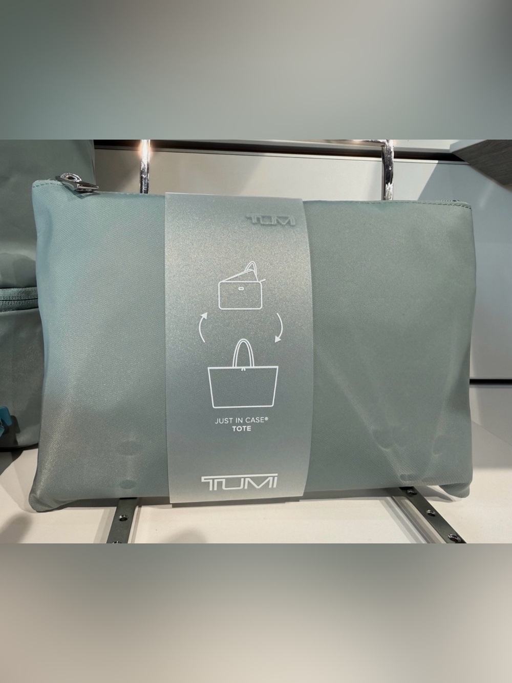 NEW TUMI Voyageur JUST IN CASE Packable 23.0” Tote Bag - THYME GREEN